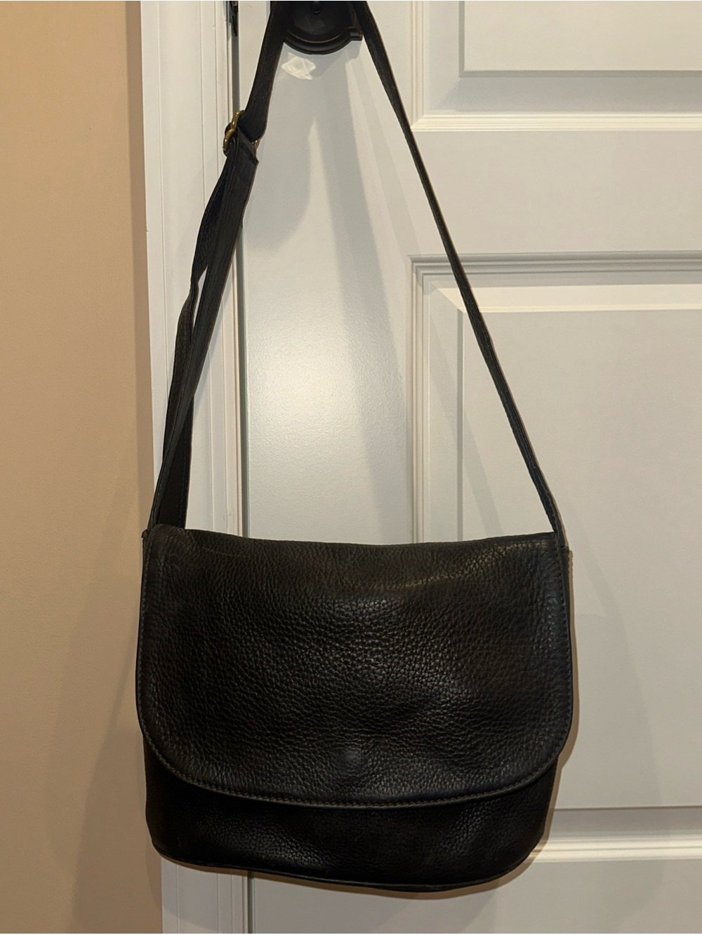 Coach Vintage Black Pebble Leather 4903 Sonoma Flap Crossbody Handbag